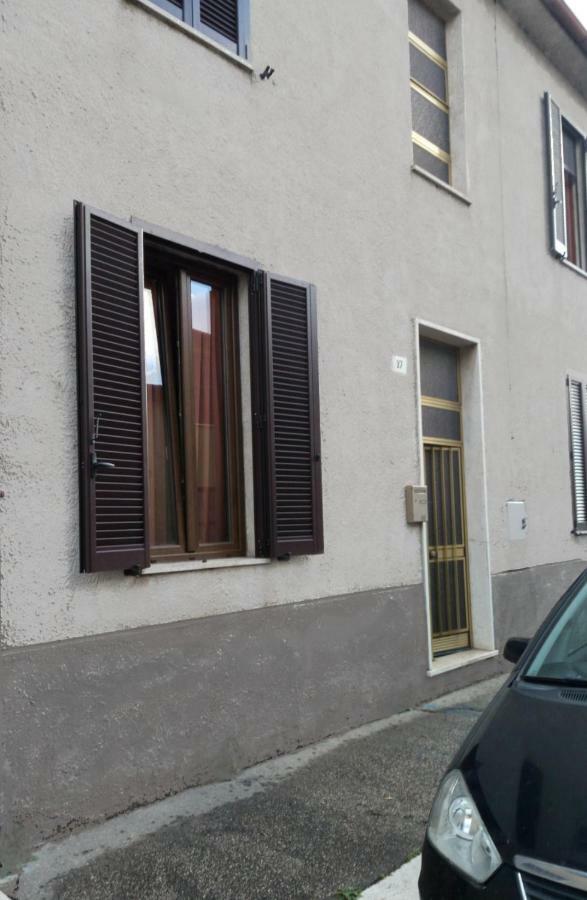 Casa Nax Lägenhet Terni Exteriör bild