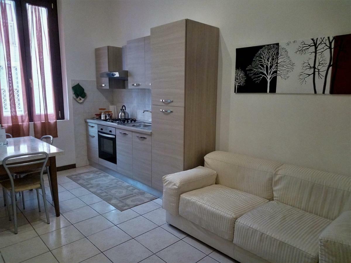Casa Nax Lägenhet Terni Exteriör bild